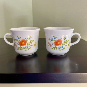 2 Vintage Corelle Corning WILDFLOWER Spring Bouquet Coffee Cups Floral Retro